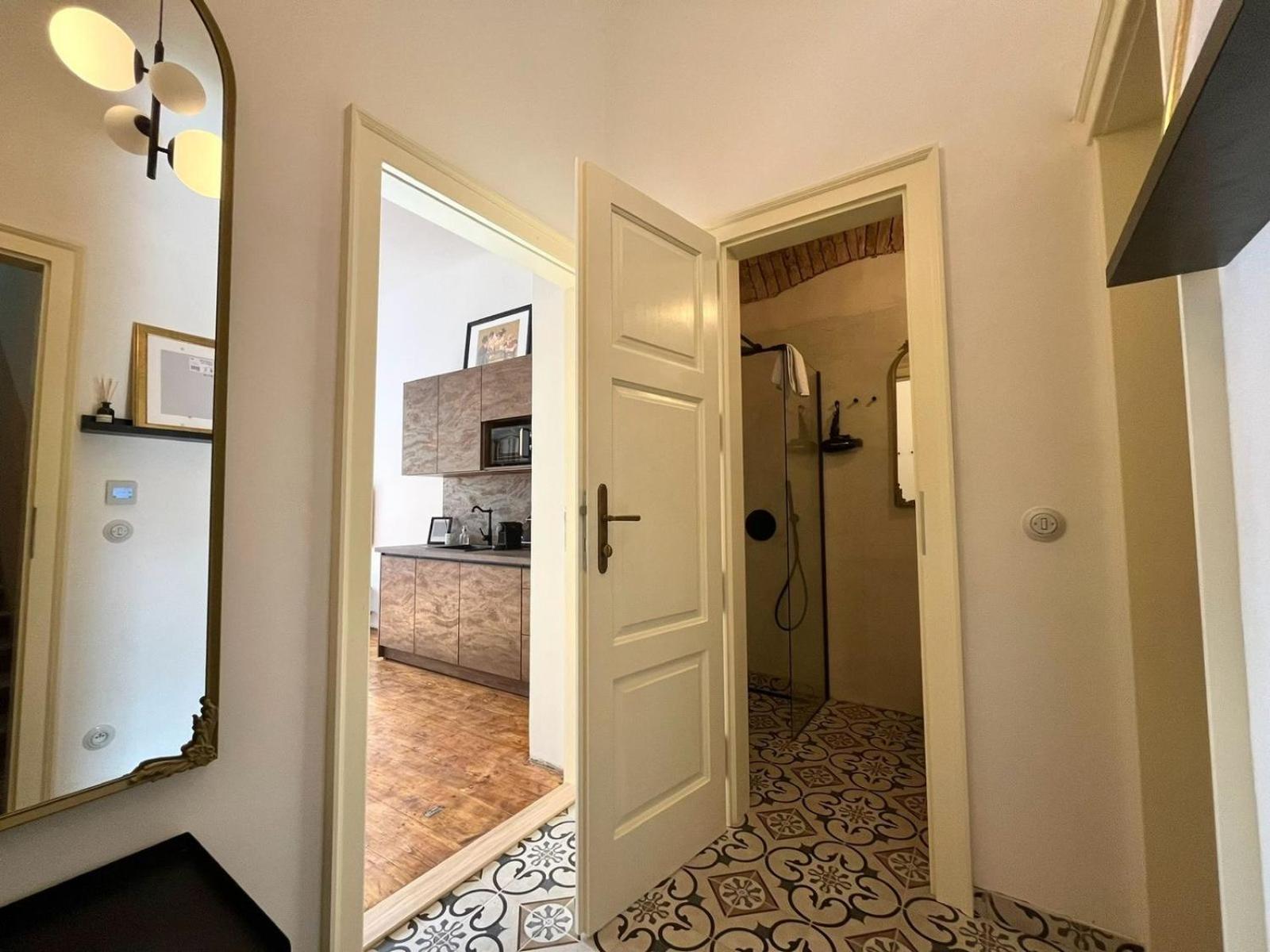 Apartma Aida 1908 كارلوفي فاري المظهر الخارجي الصورة